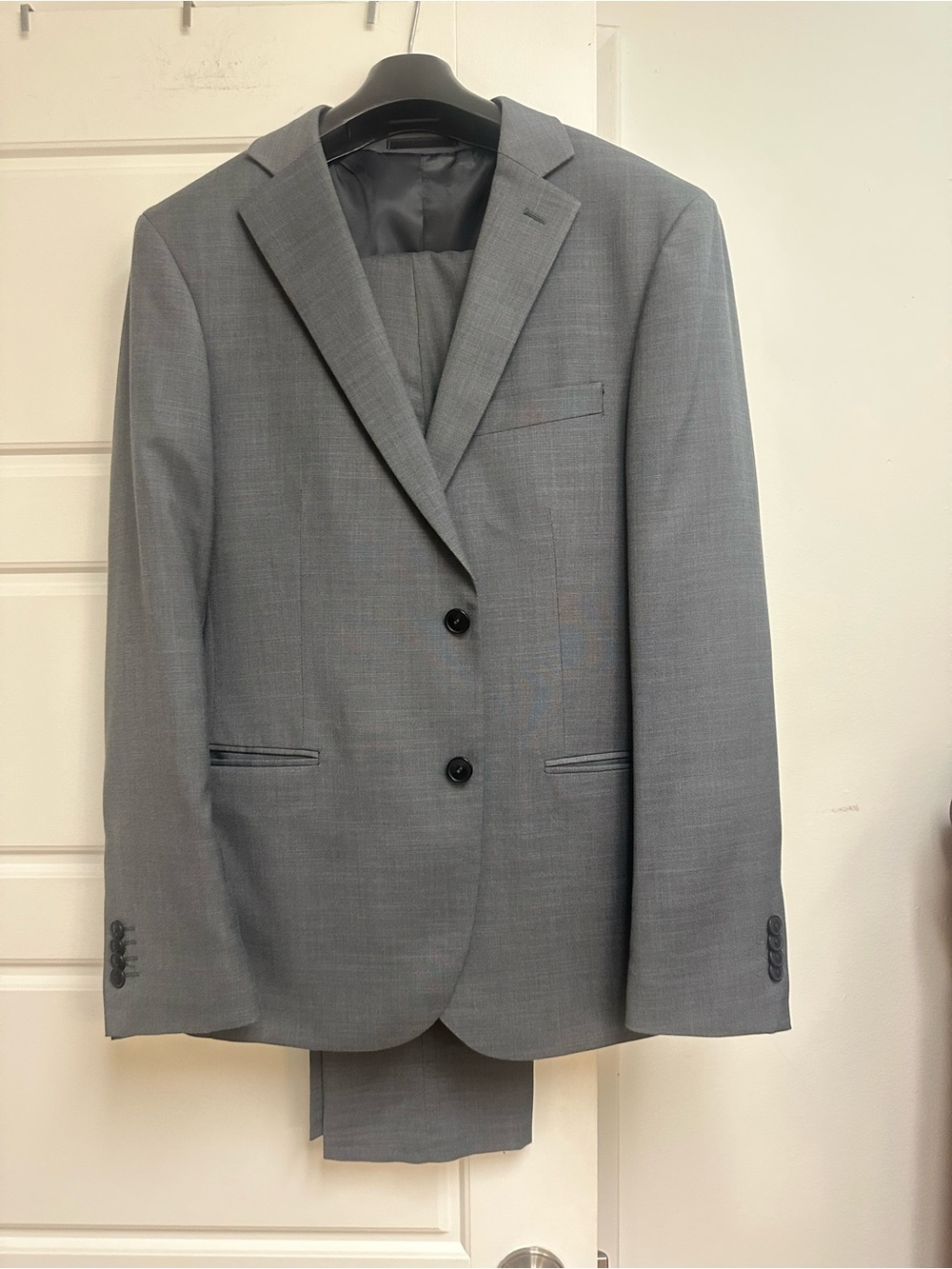 Men's Light Gray Two-Button Suit Jacket